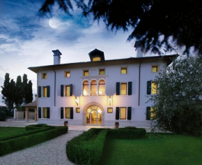Гостиница Villa Busta Hotel  Монтебеллюна